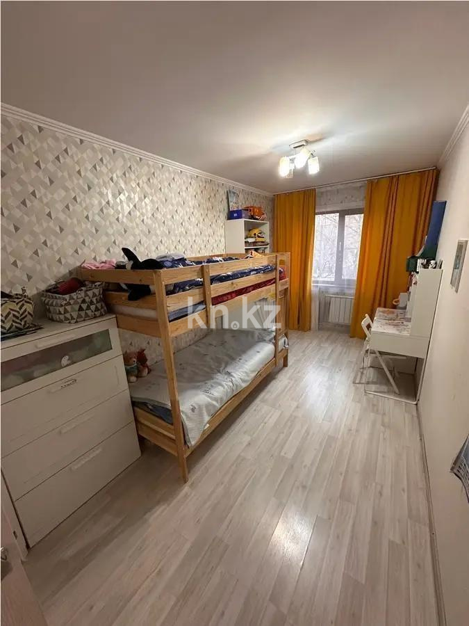 Продажа 3-комнатной квартиры, 60 м², мкр-н 6, дом  10 в Алматы - фото 3