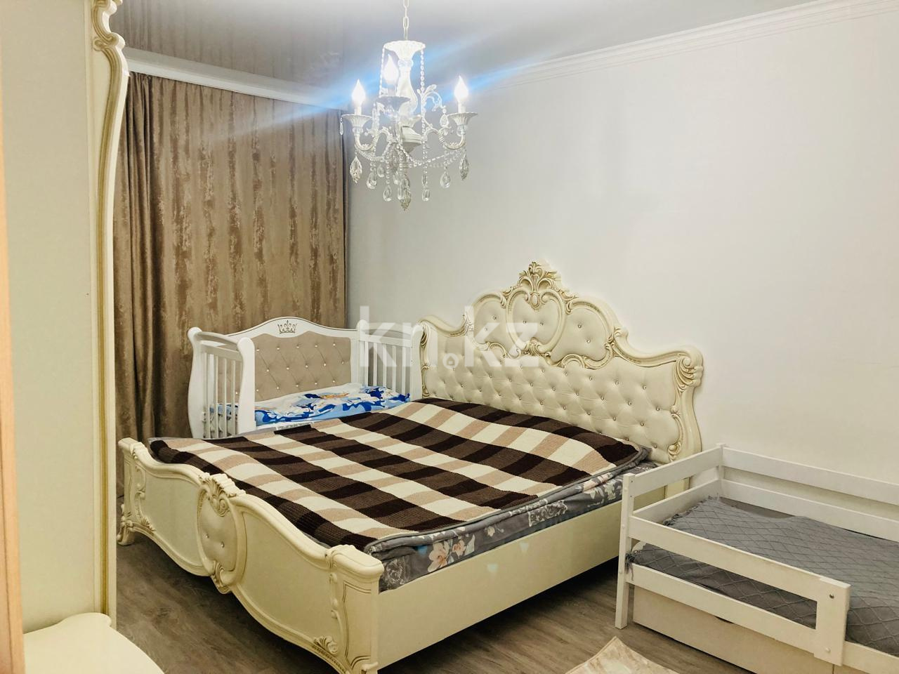 Продажа 2-комнатной квартиры, 62 м², ул. Муканова в Караганде - фото 5
