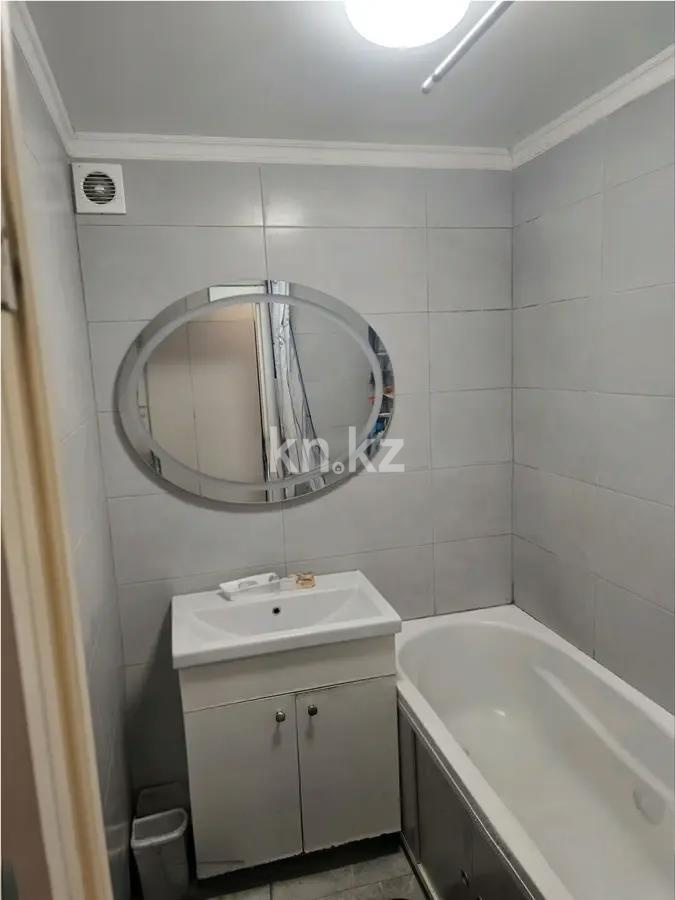 Продажа 3-комнатной квартиры, 63 м², ул. Жарокова, дом  219 в Алматы - фото 6