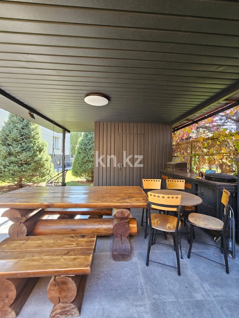Продажа 7-комнатного дома, 380 м² в Алматы