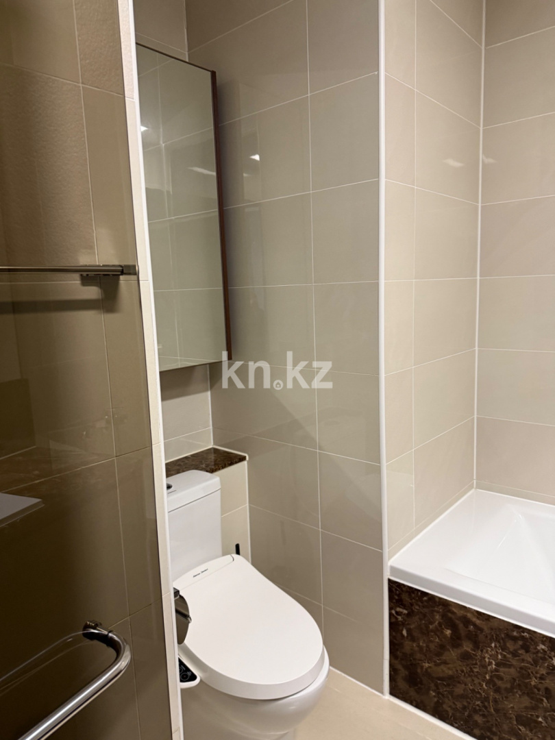 Продажа 2-комнатной квартиры, 70 м² в Астане - фото 3