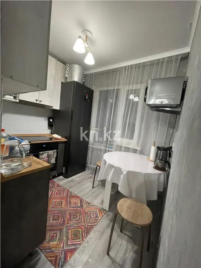 Продажа 2-комнатной квартиры, 42 м², мкр-н 13, дом  7 в Караганде - фото 3