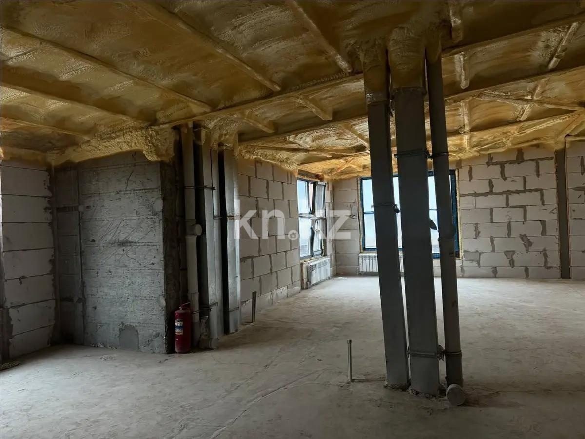 Продажа 4-комнатной квартиры, 142.6 м² в Алматы