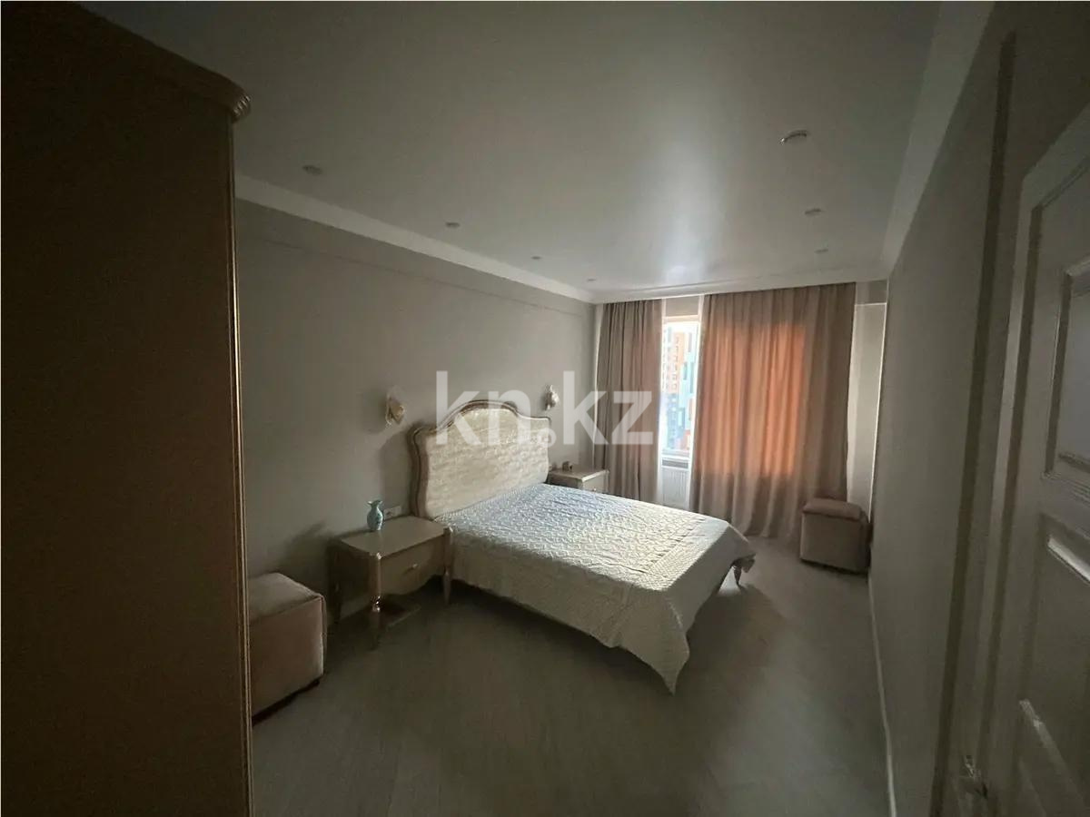 Продажа 2-комнатной квартиры, 70 м², ул. Сатпаева, дом  90/56 в Алматы - фото 2