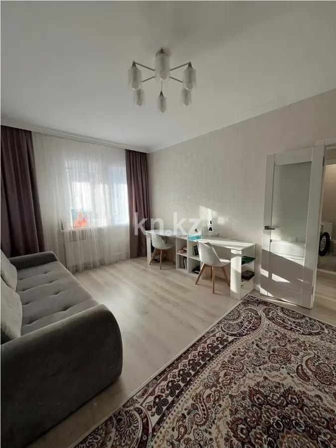 Продажа 1-комнатной квартиры, 40.3 м², ул. Е-67, дом  8 в Астане