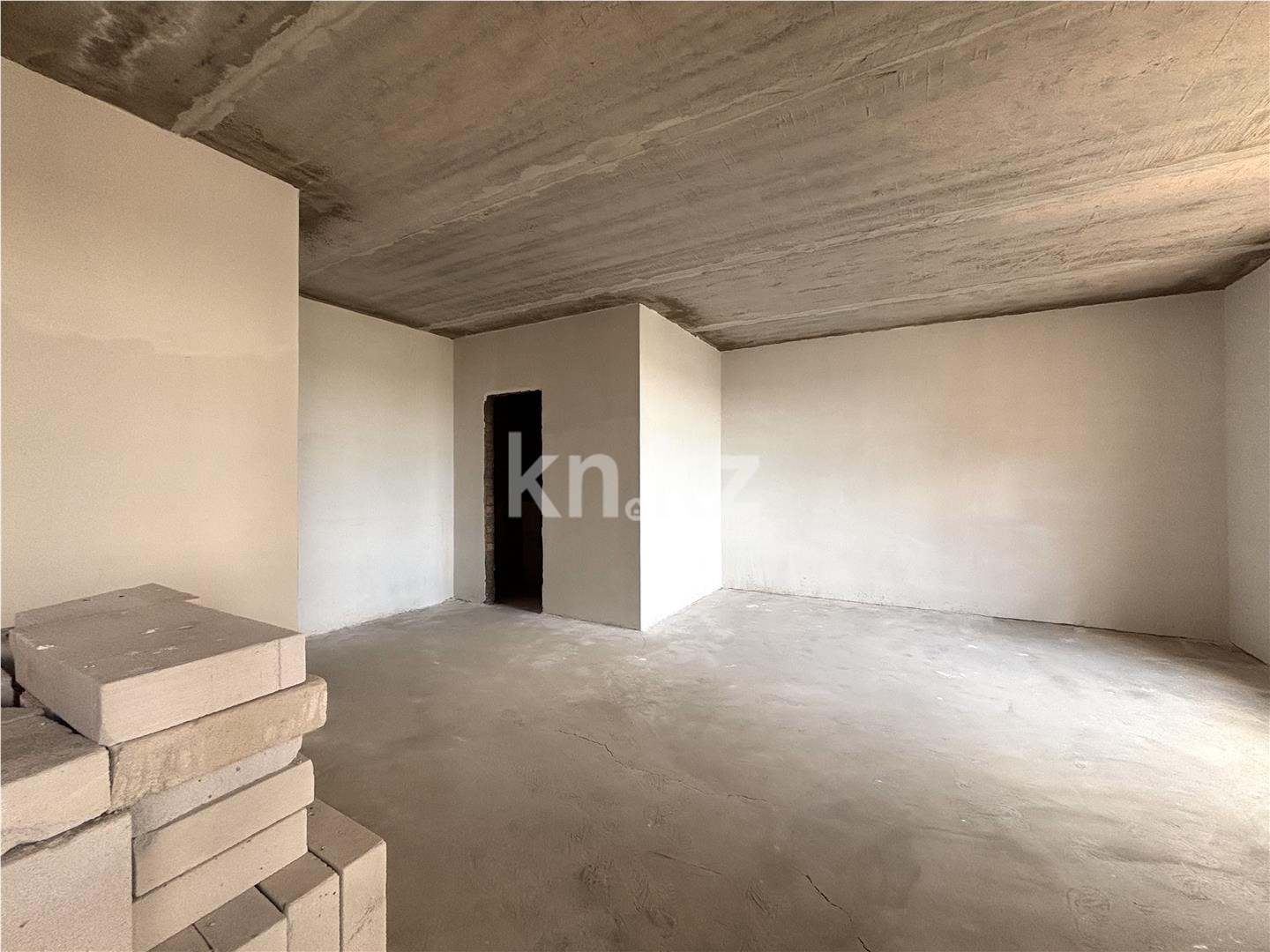 Продажа 2-комнатной квартиры, 48 м², 218 учетный квартал, дом  154 в Караганде - фото 7