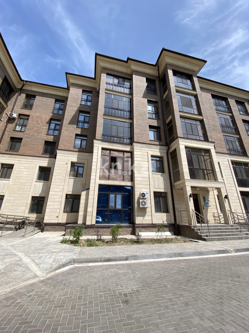 Продажа 5-комнатной квартиры, 147 м², пр. Республики, дом  49/1 в Караганде - фото 2
