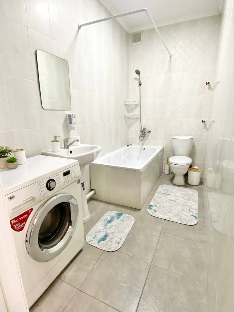 Аренда 2-комнатной квартиры посуточно, 55 м², ул. Жамбыла, дом  155 - ул. Байзакова в Алматы - фото 9