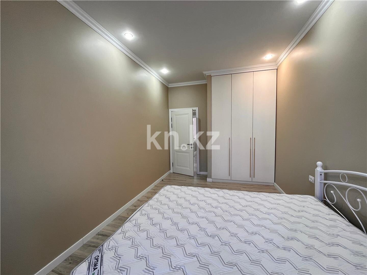 Продажа 2-комнатной квартиры, 63 м² в Караганде - фото 4