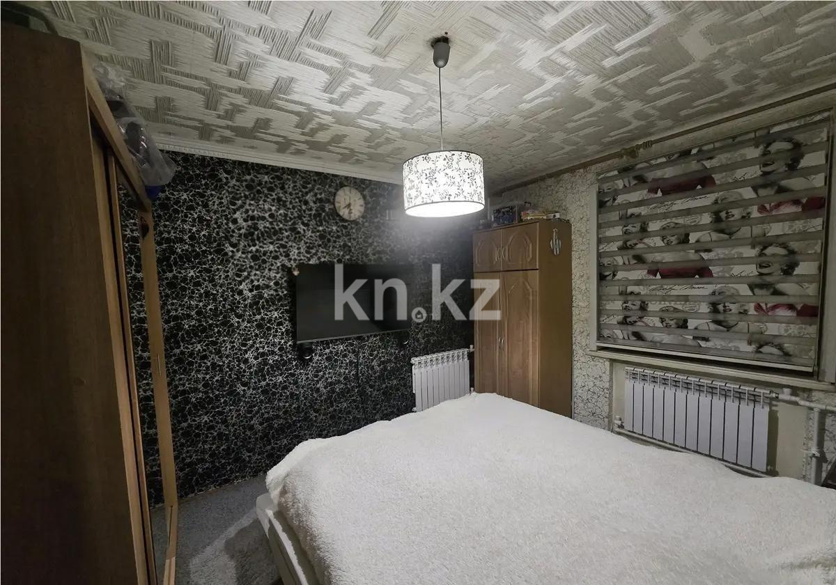Продажа 3-комнатной квартиры, 62 м², ул. Ержанова, дом  17 в Караганде - фото 2