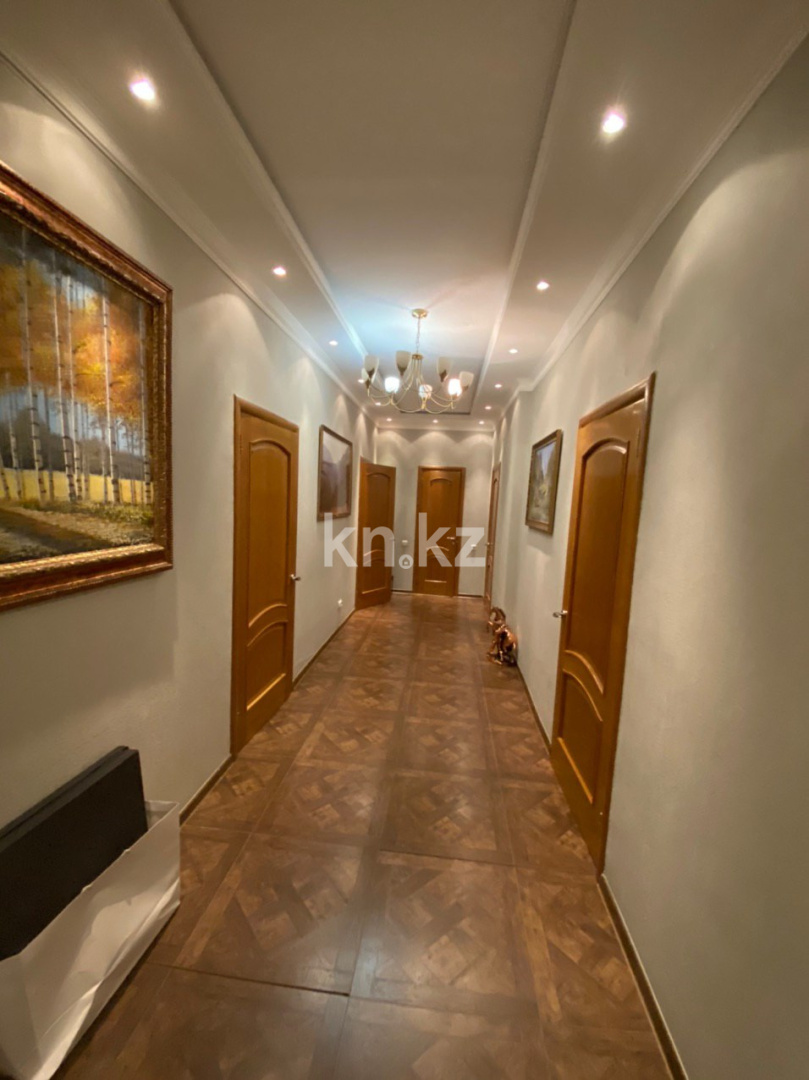 Аренда 5-комнатной квартиры, 210 м², ул. Сарайшык, дом  38 в Астане - фото 8