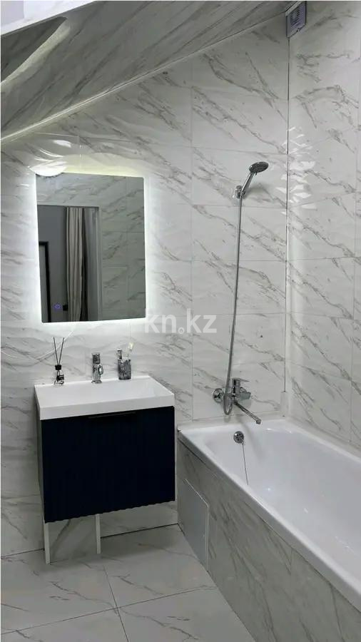 Продажа 3-комнатной квартиры, 50.3 м² в Алматы - фото 4