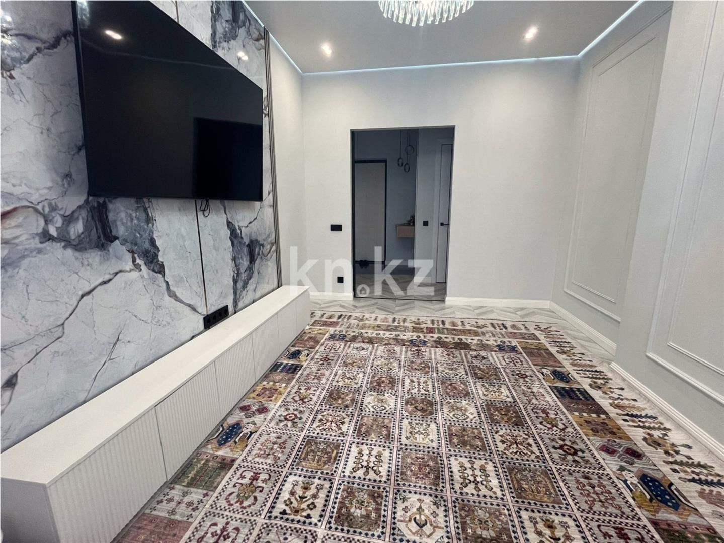 Продажа 2-комнатной квартиры, 63 м² в Караганде