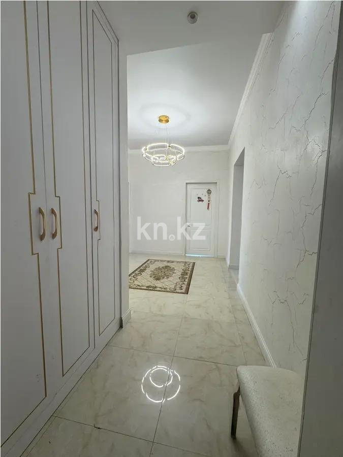 Продажа 4-комнатной квартиры, 120 м², ул. Жошы хана, дом  23 в Астане - фото 8