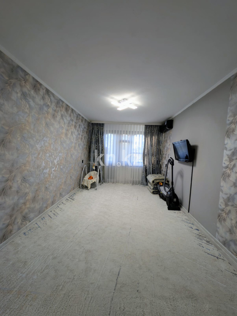 Продажа 3-комнатной квартиры, 61.7 м² в Уральске - фото 6
