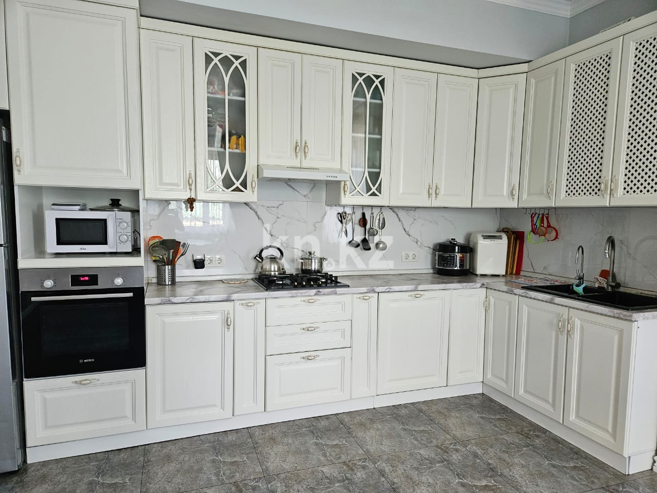 Продажа 7-комнатного дома, 400 м² в Алматы - фото 2