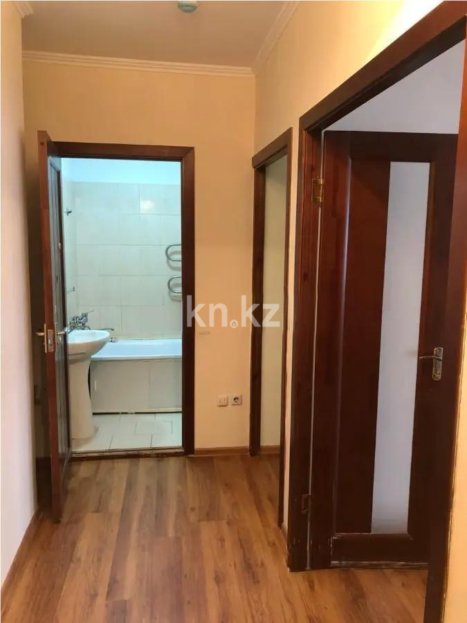 Продажа 1-комнатной квартиры, 41.7 м², мкр-н Мамыр-1, дом  29/8 в Алматы - фото 3