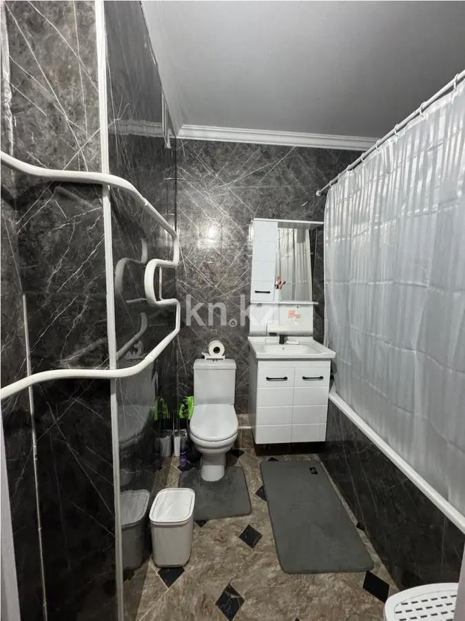 Продажа 1-комнатной квартиры, 45 м², пр. Райымбека, дом  241В в Алматы - фото 3