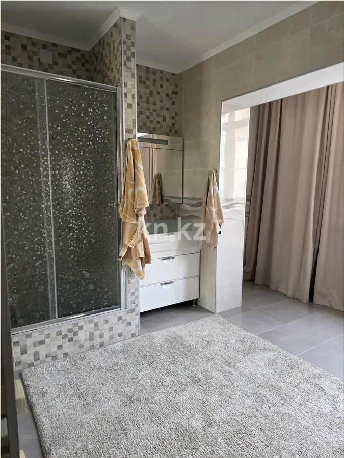 Продажа 5-комнатной квартиры, 198 м², ул. Ладушкина, дом  150/7 в Алматы - фото 7