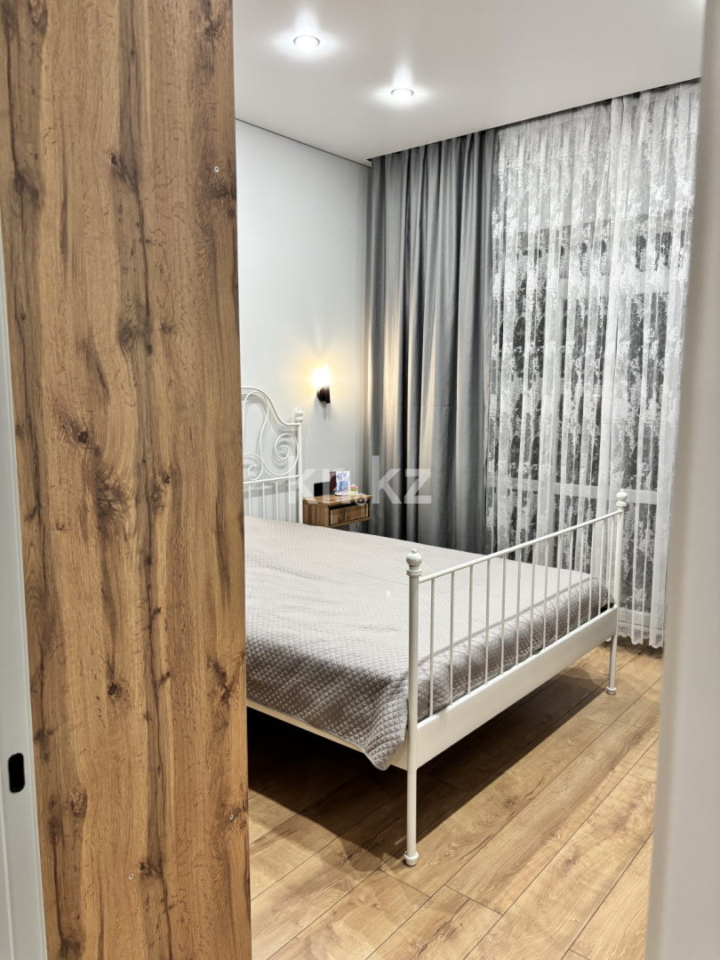 Продажа 4-комнатной квартиры, 105 м², ул. Кулкыбаева, дом  13 в Караганде - фото 13