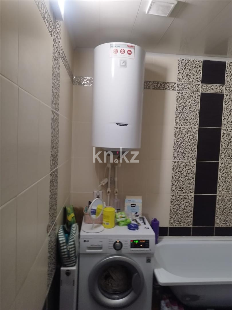 Продажа 2-комнатной квартиры, 54 м², пр. Республики, дом  1/4 в Караганде - фото 7