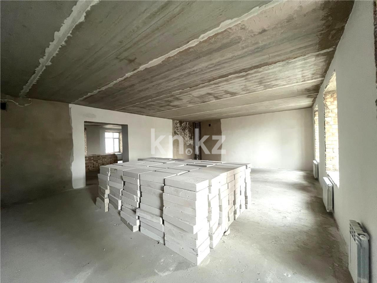 Продажа 4-комнатной квартиры, 133 м² в Караганде - фото 2