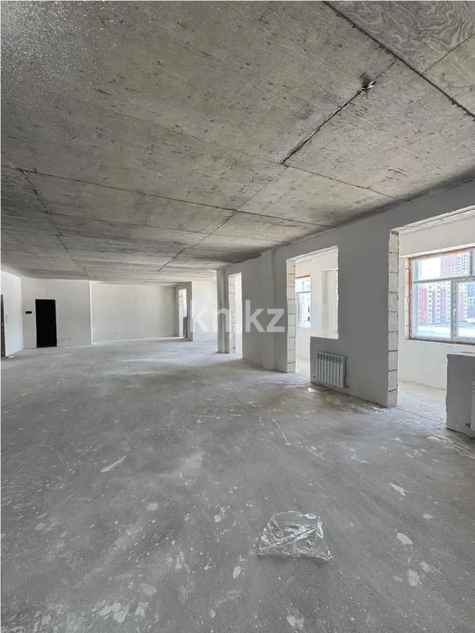 Продажа 4-комнатной квартиры, 162.2 м² в Астане - фото 2