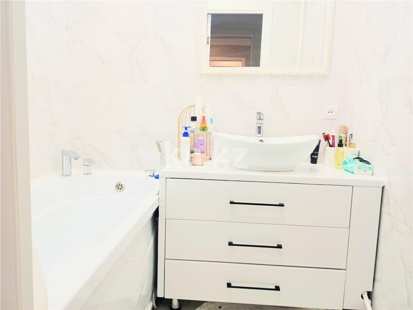Продажа 4-комнатной квартиры, 81 м² в Караганде - фото 9