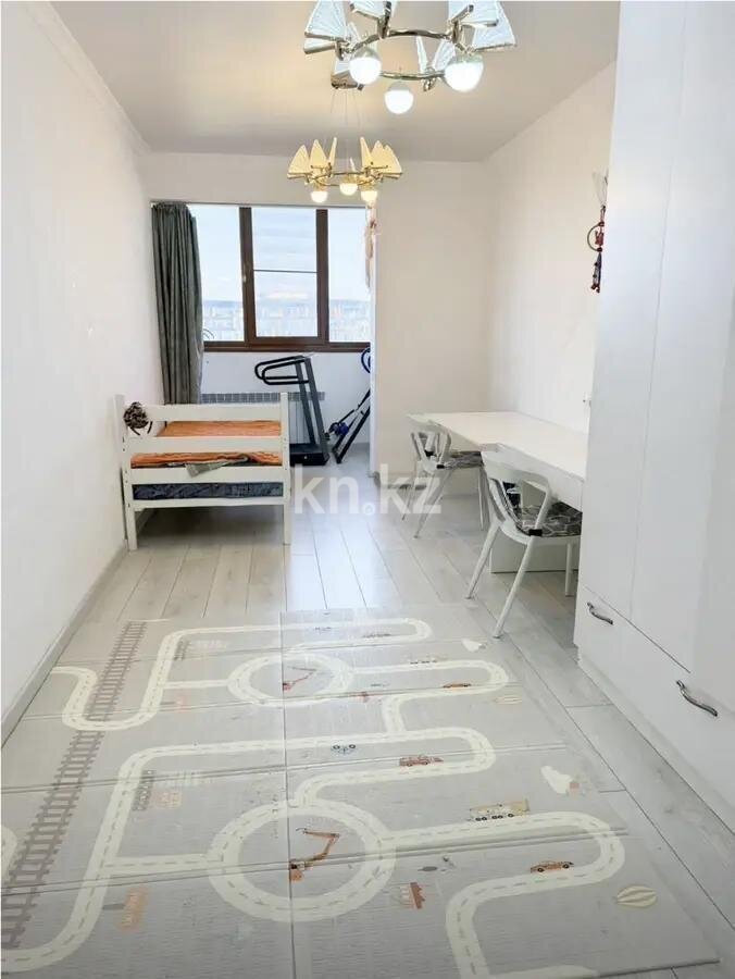 Продажа 4-комнатной квартиры, 118.7 м² в Алматы - фото 2
