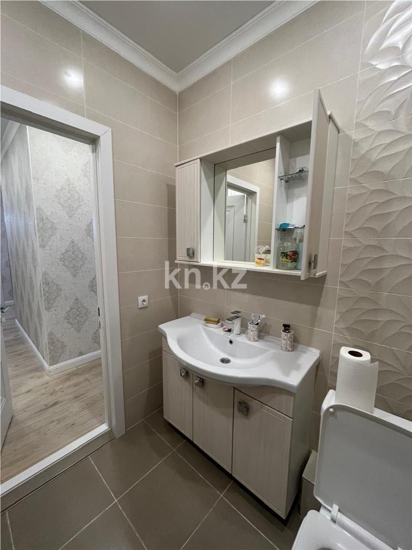 Продажа 2-комнатной квартиры, 59 м², ул. Баглановой в Астане - фото 10