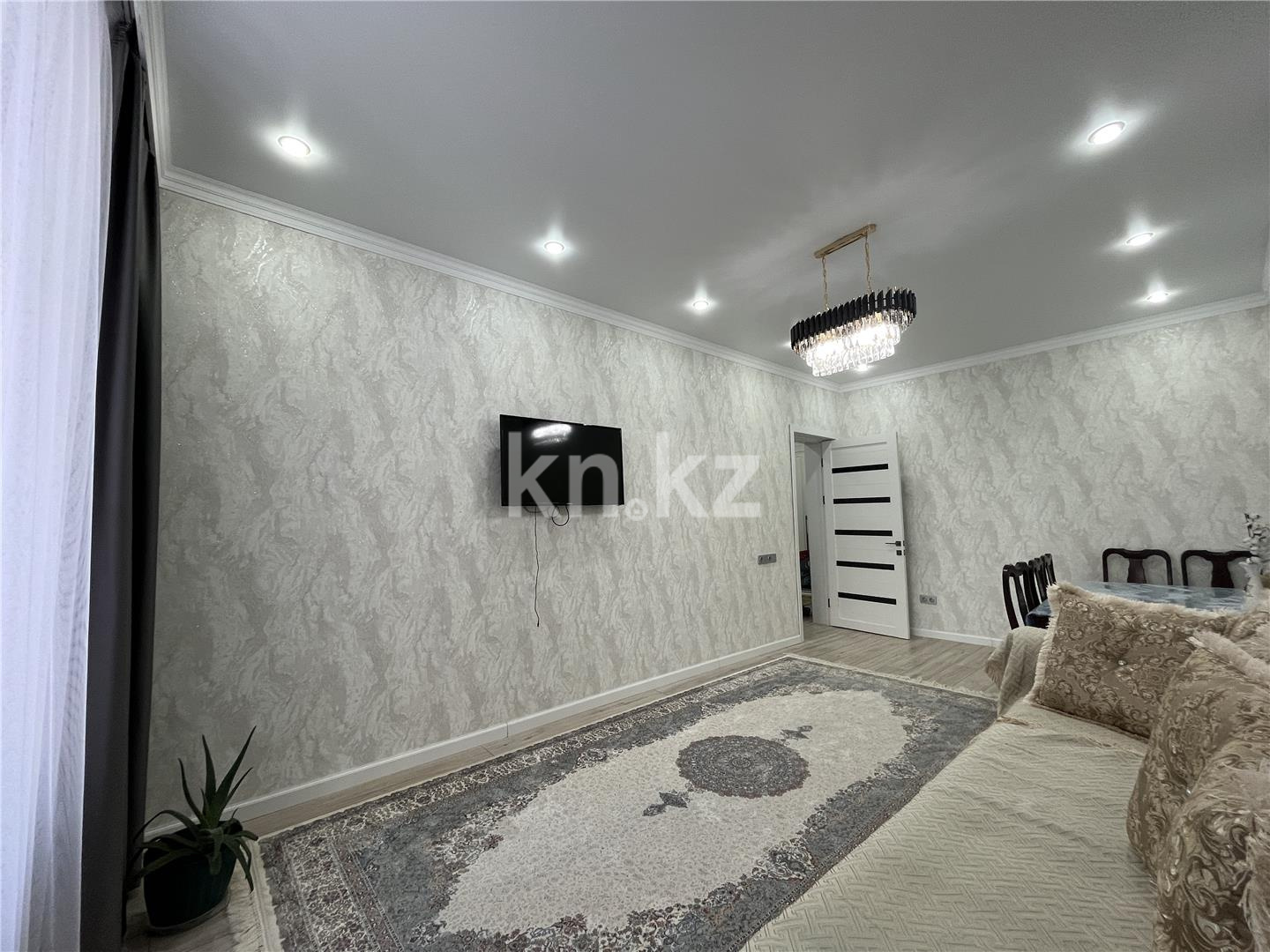 Продажа 2-комнатной квартиры, 64 м², ул. Ашимова в Караганде - фото 4