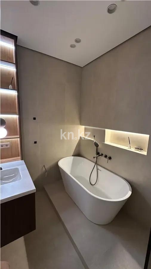 Продажа 3-комнатной квартиры, 90 м² в Караганде - фото 5