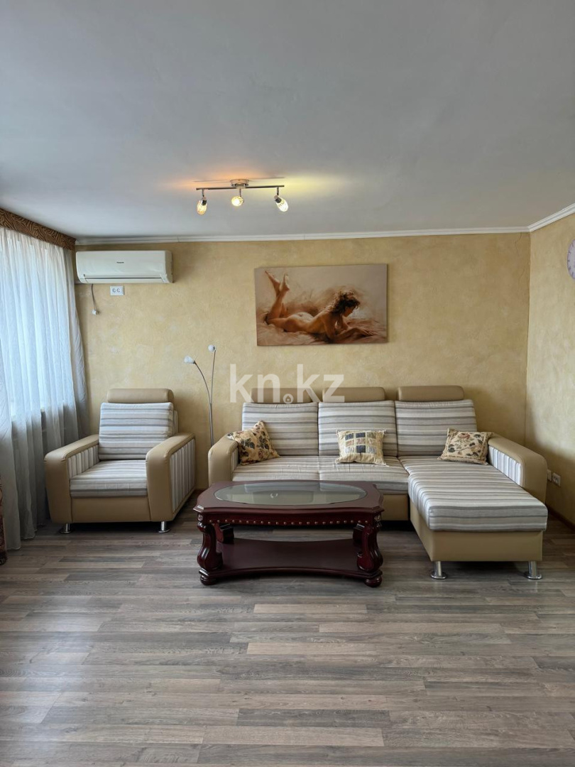 Продажа 1-комнатной квартиры, 35 м², пр. Н. Абдирова в Караганде