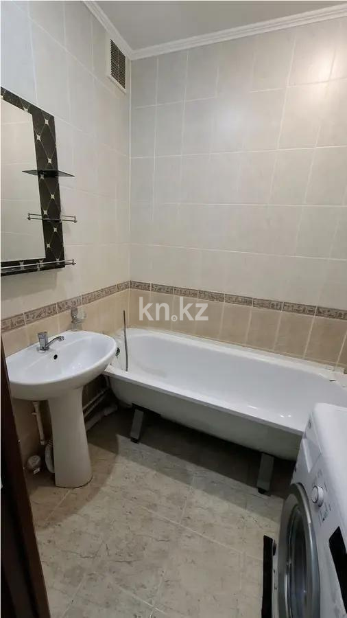 Продажа 1-комнатной квартиры, 40 м², мкр-н Степной-4, дом  2 в Караганде - фото 4