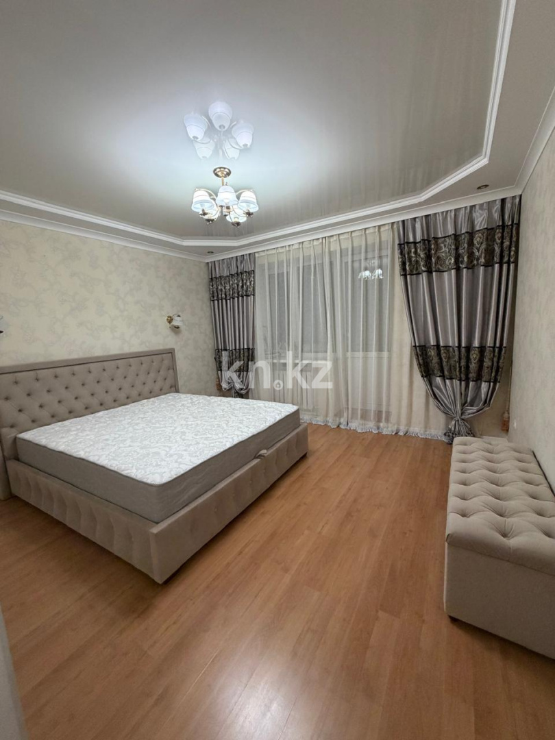 Продажа 8-комнатной квартиры, 220 м² в Актау - фото 3