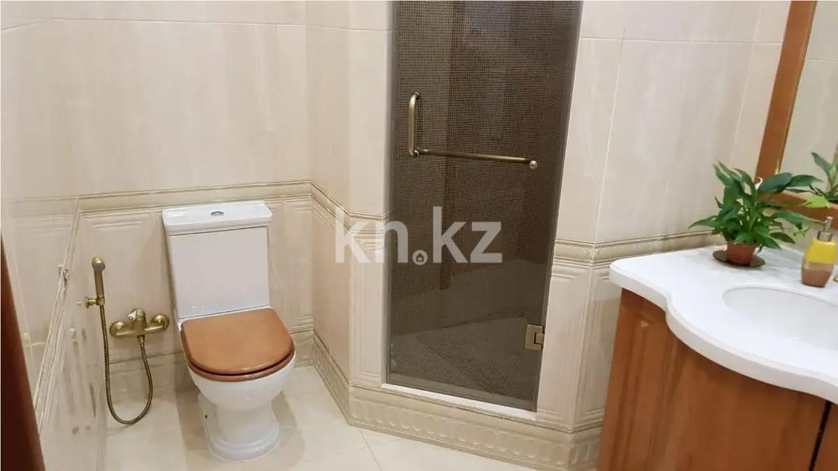 Продажа 3-комнатной квартиры, 130 м², ул. Габдуллина, дом  16 в Астане - фото 4