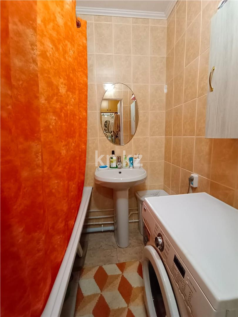 Продажа 1-комнатной квартиры, 38 м², пр. Республики в Караганде - фото 8