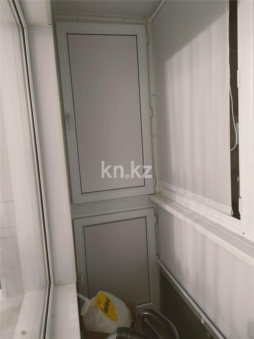 Продажа 3-комнатной квартиры, 64 м², ул. Жекибаева в Караганде - фото 17