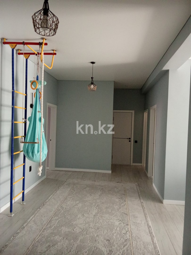 Продажа 4-комнатной квартиры, 136.2 м², ул. Касымова, дом  32 в Алматы - фото 3