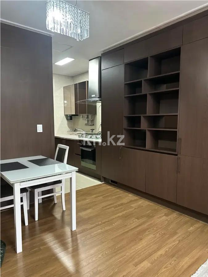 Продажа 2-комнатной квартиры, 70 м², пр. Кошкарбаева, дом  10/1 в Астане - фото 3
