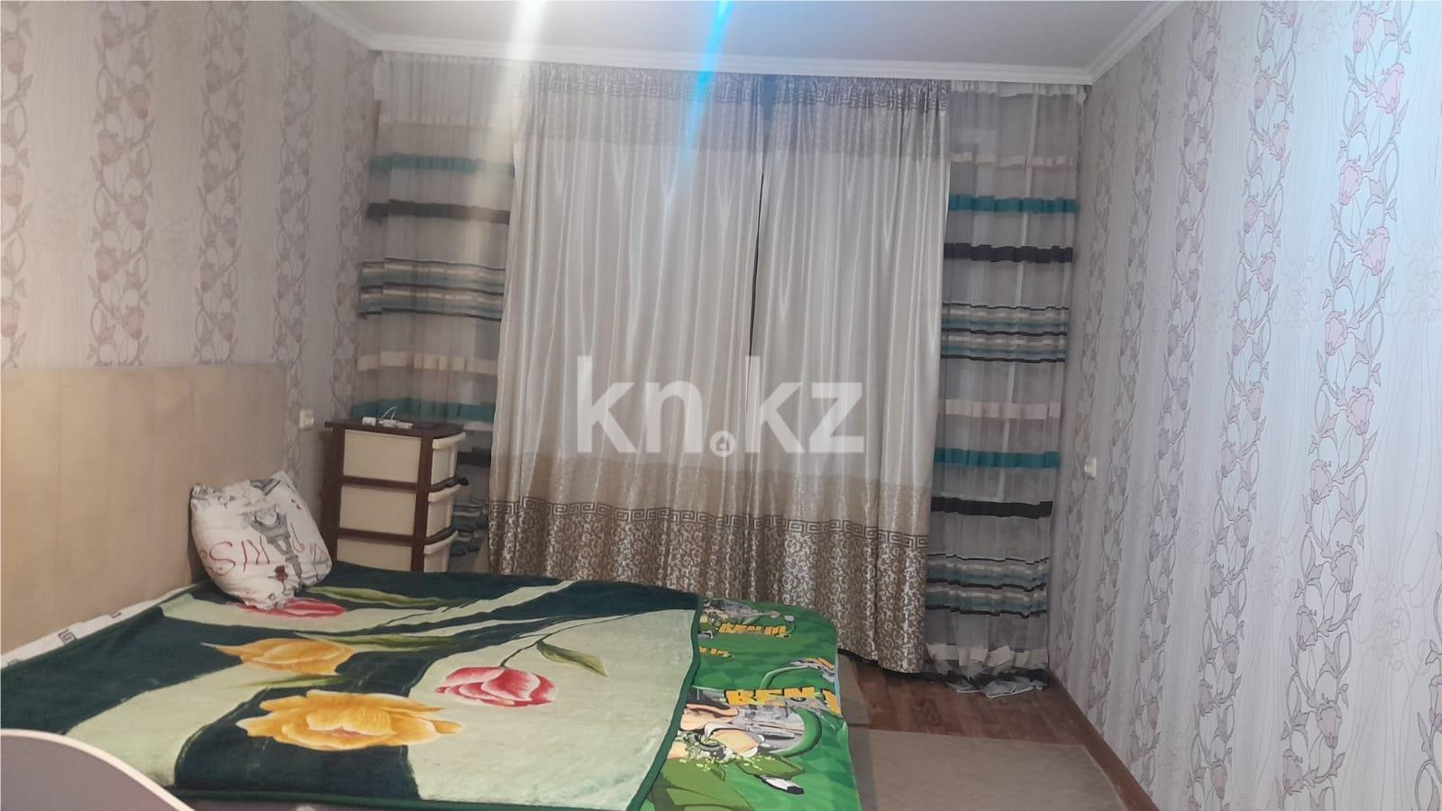 Продажа 3-комнатной квартиры, 63 м², мкр. Восток-2 в Караганде - фото 3