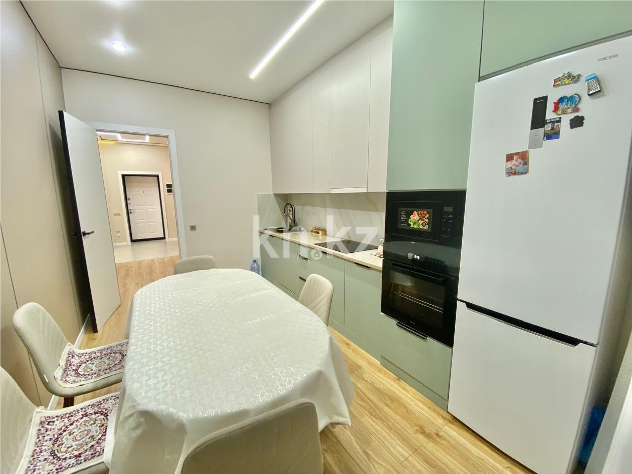 Продажа 3-комнатной квартиры, 103 м², ул. Момышулы в Караганде - фото 8