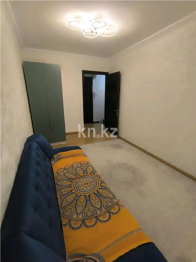 Продажа 4-комнатной квартиры, 74 м², мкр-н 8, дом  74 в Алматы - фото 2