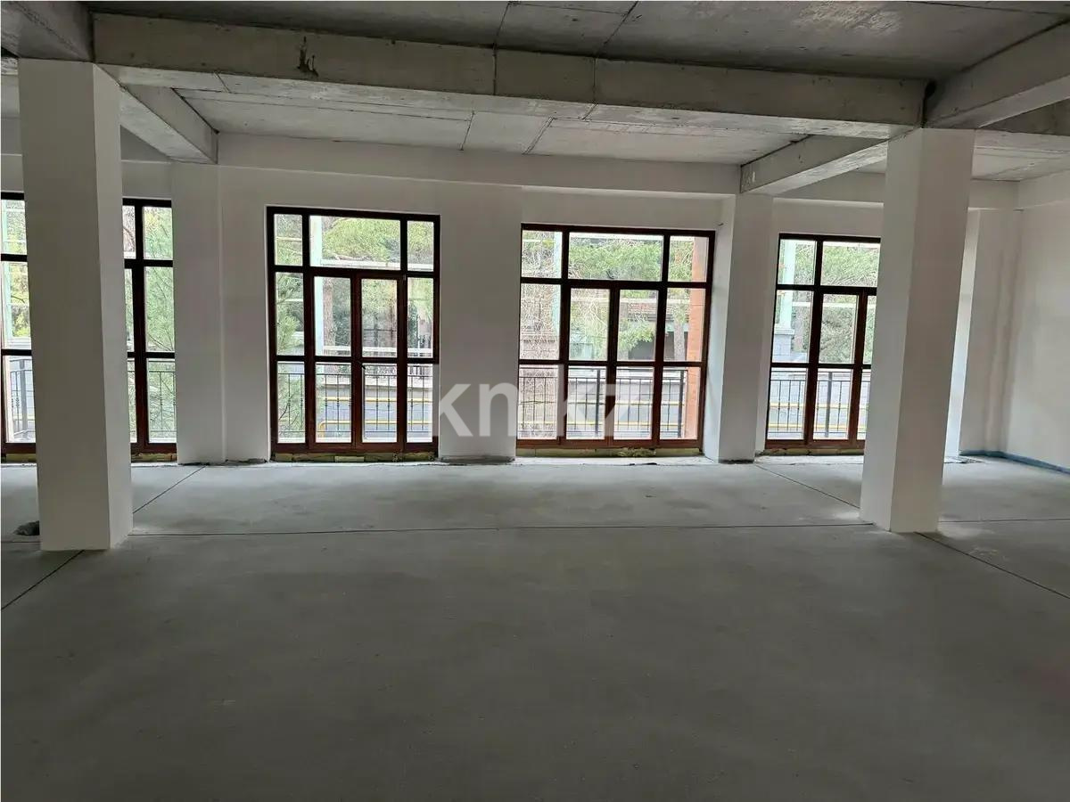Продажа 5-комнатной квартиры, 216 м² в Алматы - фото 2