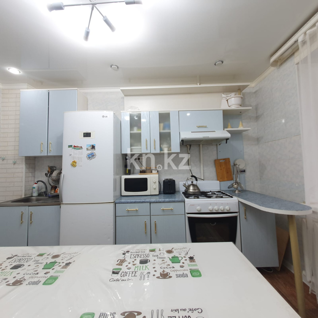 Продажа 4-комнатной квартиры, 91.7 м², 12 мкр. в Актобе - фото 13