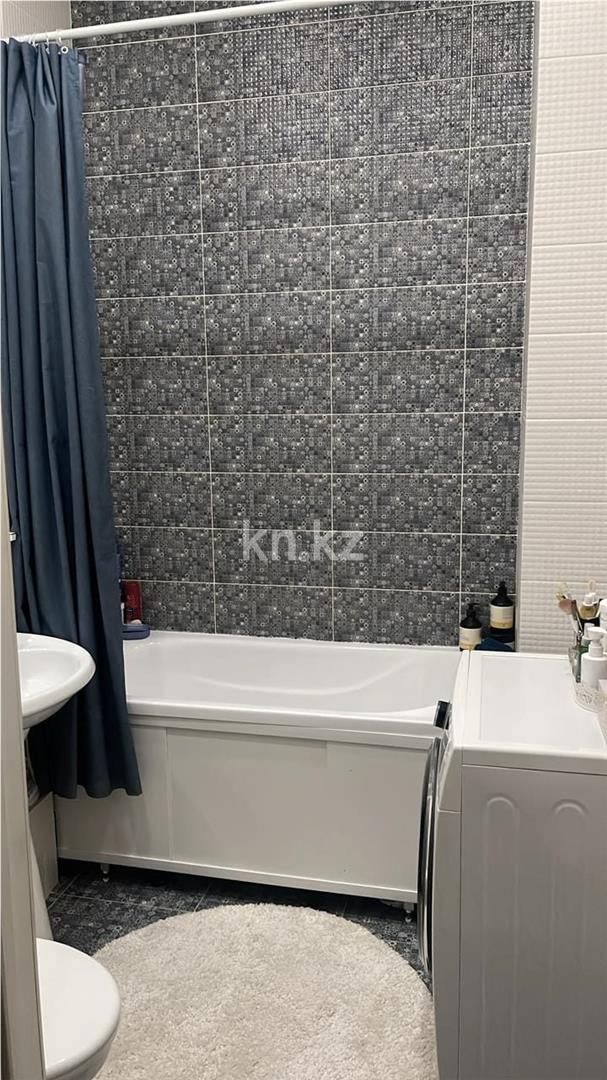 Продажа 3-комнатной квартиры, 70 м², ул. Байтурсынова в Астане - фото 8