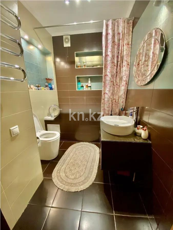 Продажа 4-комнатной квартиры, 132 м², ул. Ходжанова, дом  76 в Алматы - фото 6