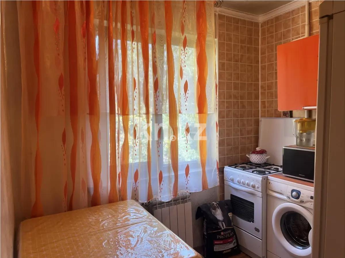 Продажа 2-комнатной квартиры, 43 м², 5 мкр., дом  35 в Алматы - фото 3