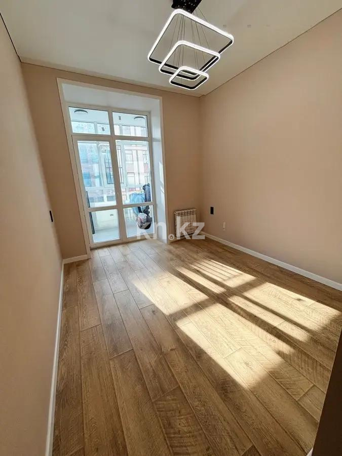 Продажа 3-комнатной квартиры, 77 м², ул. Букетова, дом  3/5 в Караганде - фото 2