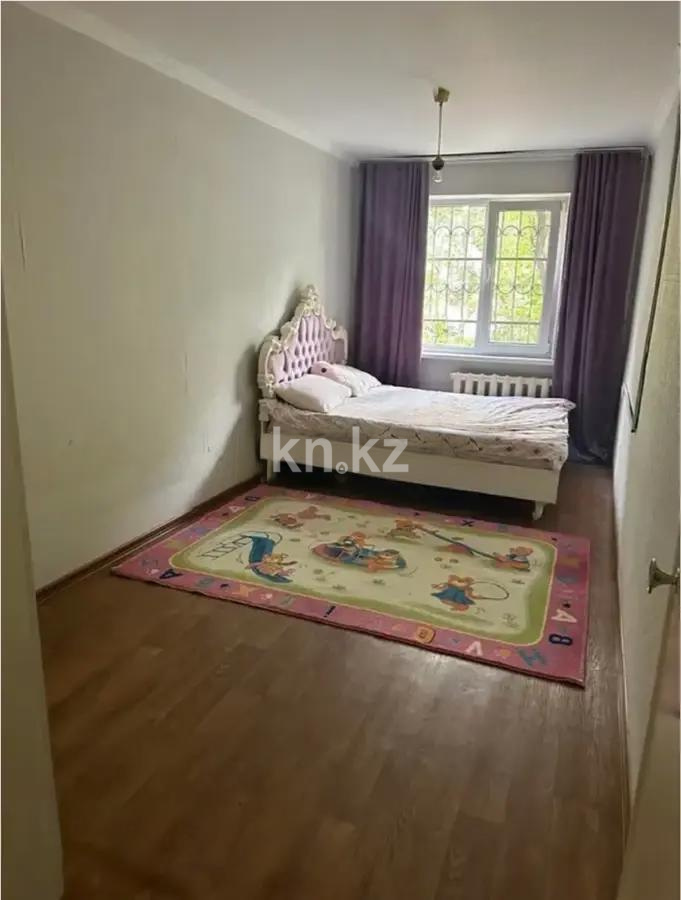 Продажа 3-комнатной квартиры, 60 м², мкр-н 6, дом  45 в Алматы